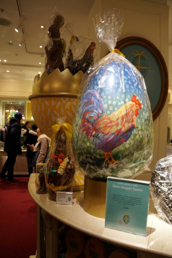 Giant Bunny 2kg an ₤200/ Giant Egg for ₤1500! Giant Bunny 2kg an ₤200/ Giant Egg for ₤1500!