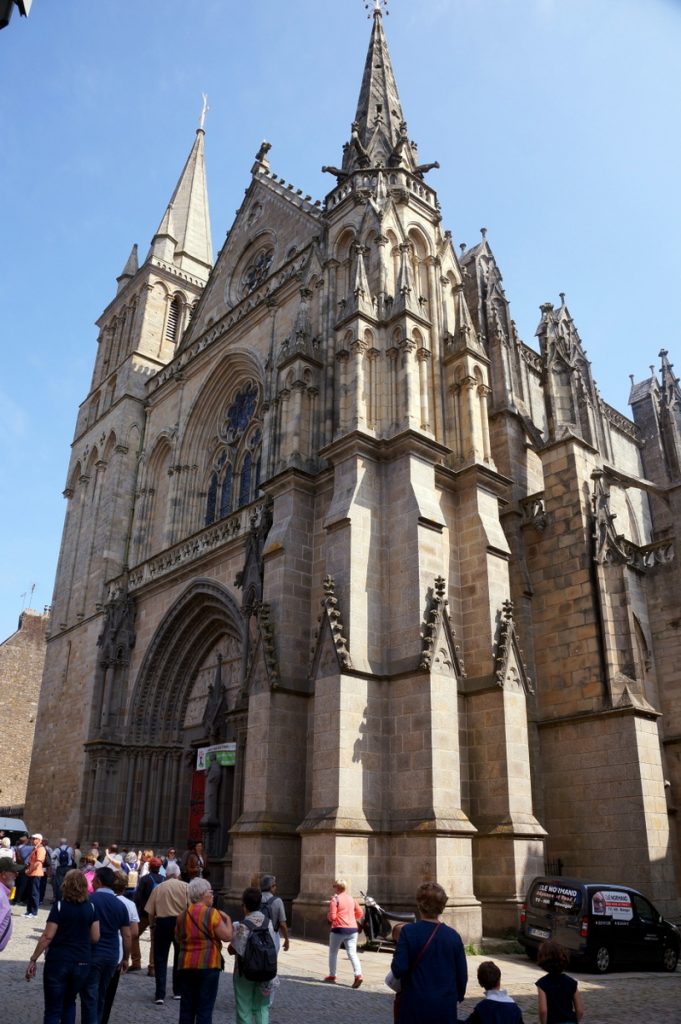 8 Roman Catholic cathedral