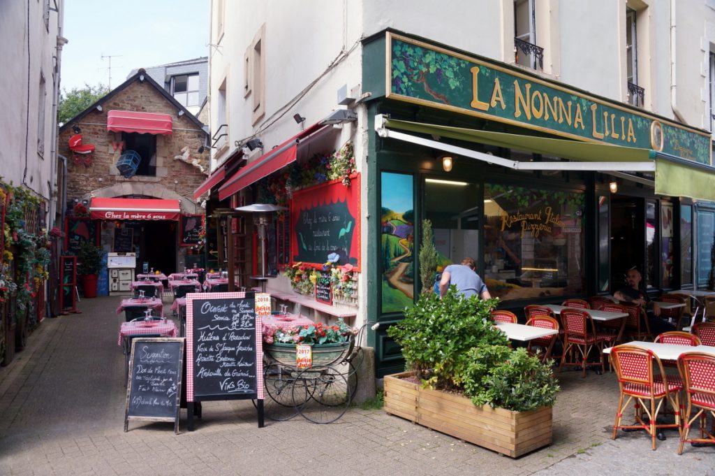 13 Picturesque places