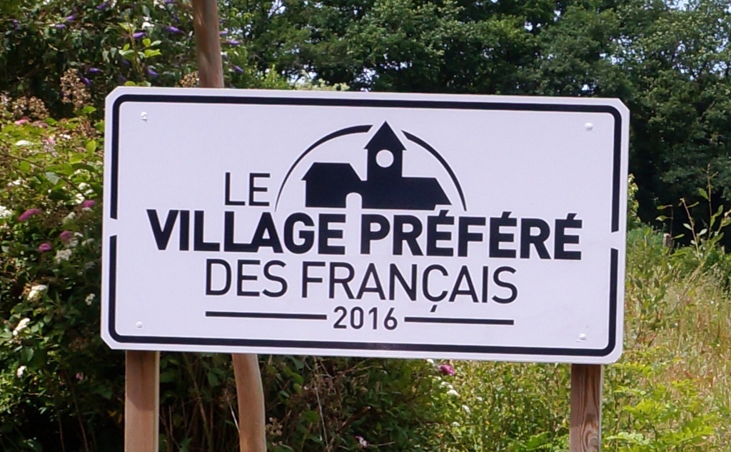 Visiting Rochefort en Terre; a surprising pleasure