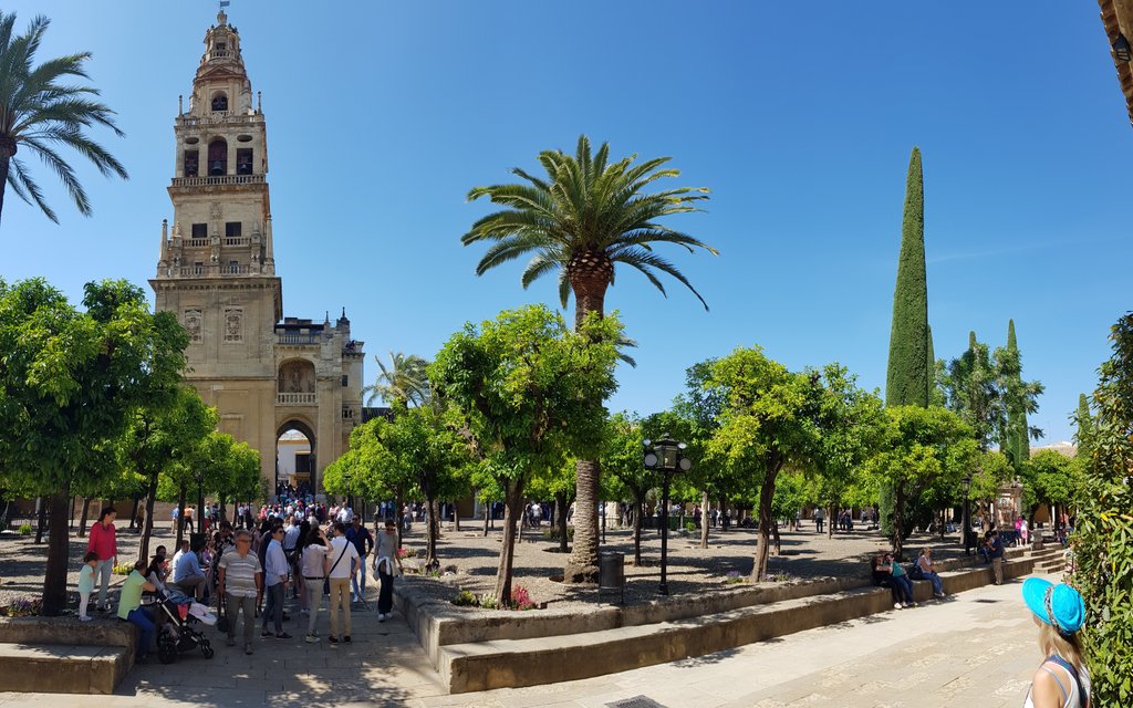 Cordoba: Battle of the Flowers